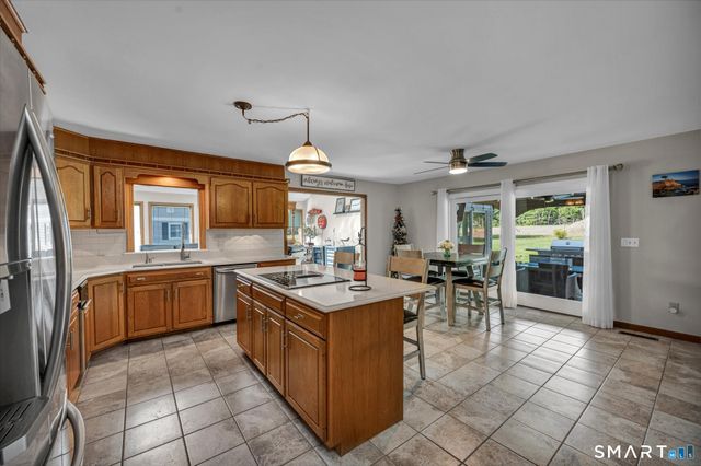 42 Lakeview Drive, Wolcott, CT 06716