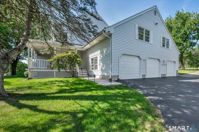 42 Lakeview Drive, Wolcott, CT 06716