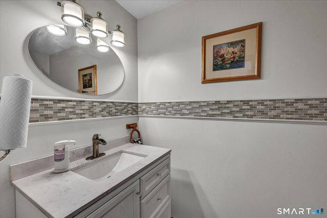 42 Lakeview Drive, Wolcott, CT 06716