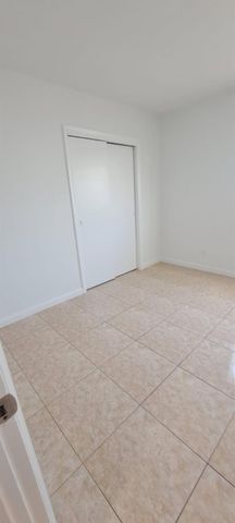 3030 NE 21st Ter 8, Fort Lauderdale, FL 33306