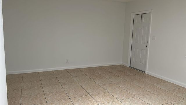 3030 NE 21st Ter 8, Fort Lauderdale, FL 33306