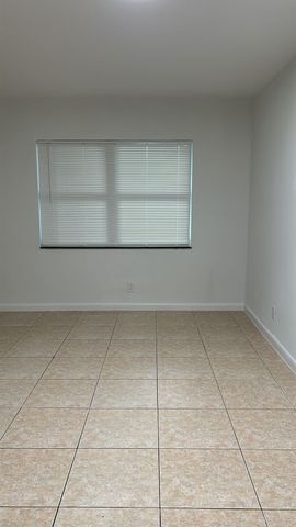 3030 NE 21st Ter 8, Fort Lauderdale, FL 33306