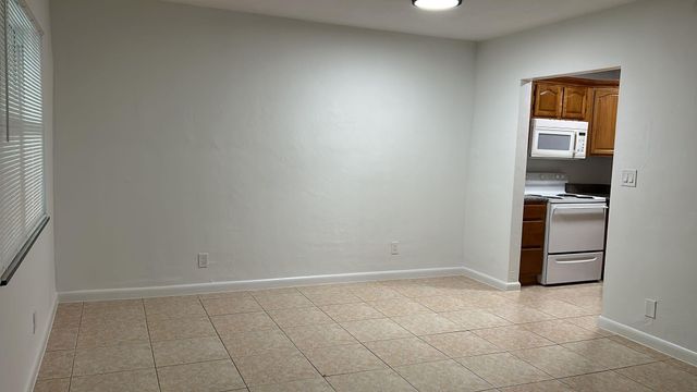 3030 NE 21st Ter 8, Fort Lauderdale, FL 33306