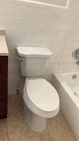 3030 NE 21st Ter 8, Fort Lauderdale, FL 33306