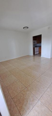 3030 NE 21st Ter 8, Fort Lauderdale, FL 33306