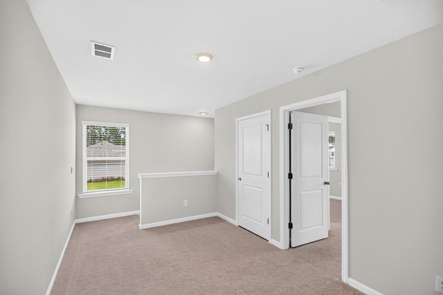 129 Holly Leaf Lane, Summerville, SC 29486