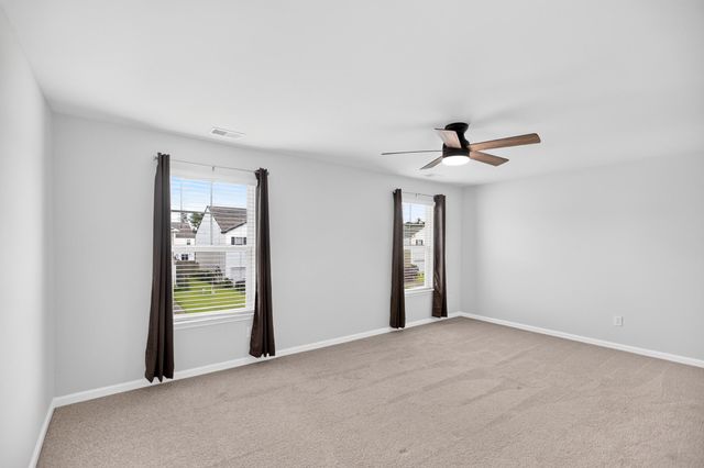 129 Holly Leaf Lane, Summerville, SC 29486