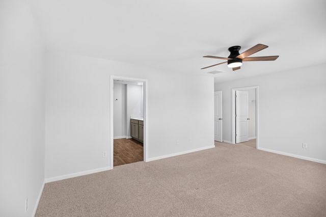 129 Holly Leaf Lane, Summerville, SC 29486