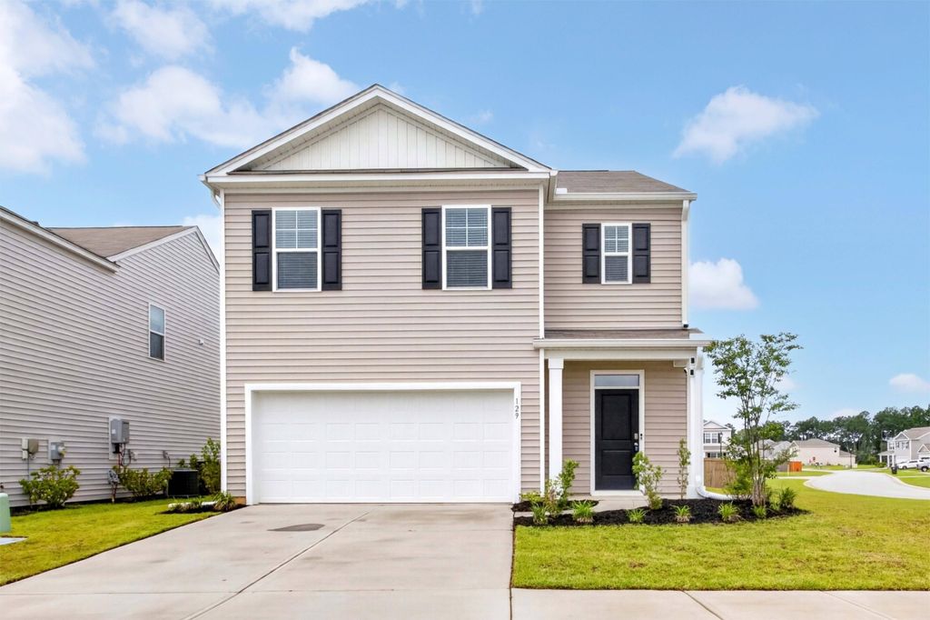 129 Holly Leaf Lane, Summerville, SC 29486