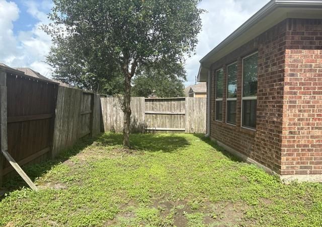 3422 Bay Drive, Rosharon, TX 77583