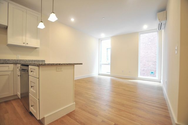 877 Beacon St 2, Boston, MA 02215
