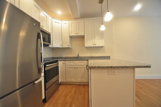 877 Beacon St 2, Boston, MA 02215