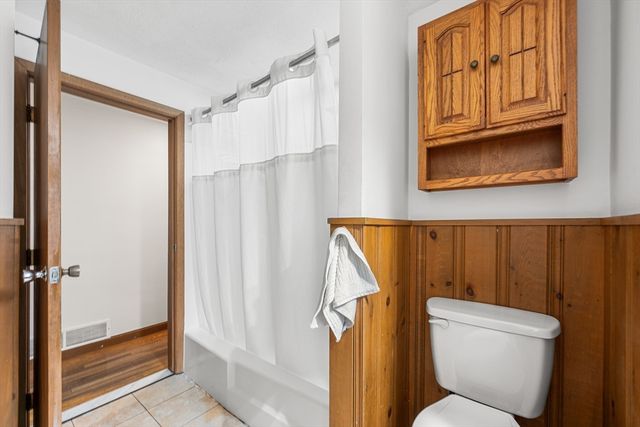 6 Sierra Dr, Chelmsford, MA 01824