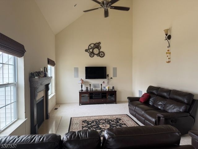 48 Willocks Cir, Franklin Twp., NJ 08873