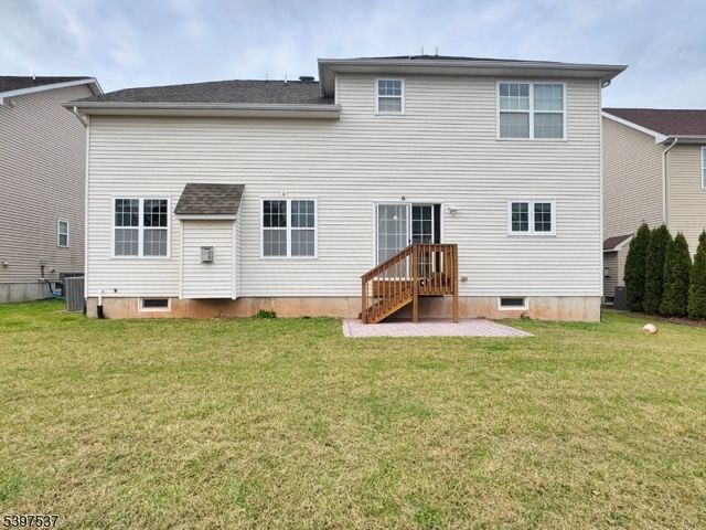 48 Willocks Cir, Franklin Twp., NJ 08873