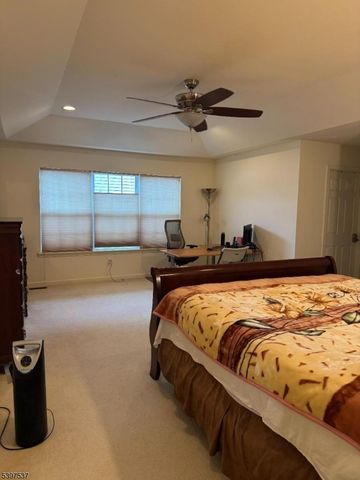 48 Willocks Cir, Franklin Twp., NJ 08873