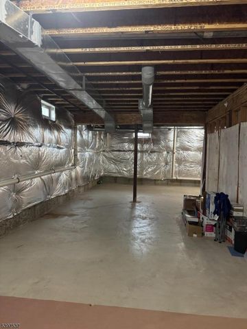 48 Willocks Cir, Franklin Twp., NJ 08873