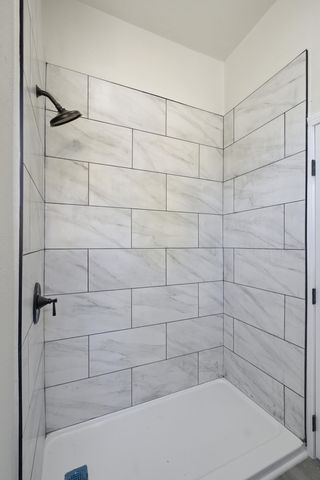 121 E Elm Street, Hanford, CA 93230