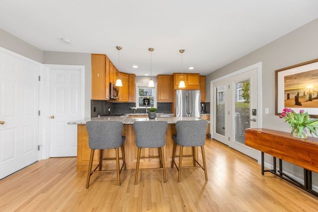 52 Harry Kemp Way 6, Provincetown, MA 02657