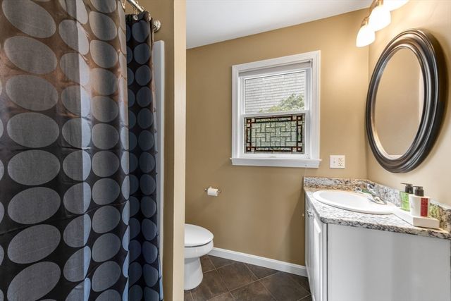 52 Harry Kemp Way 6, Provincetown, MA 02657