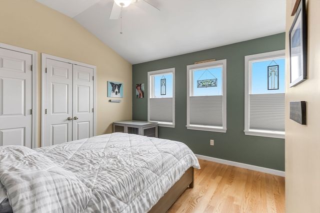 52 Harry Kemp Way 6, Provincetown, MA 02657