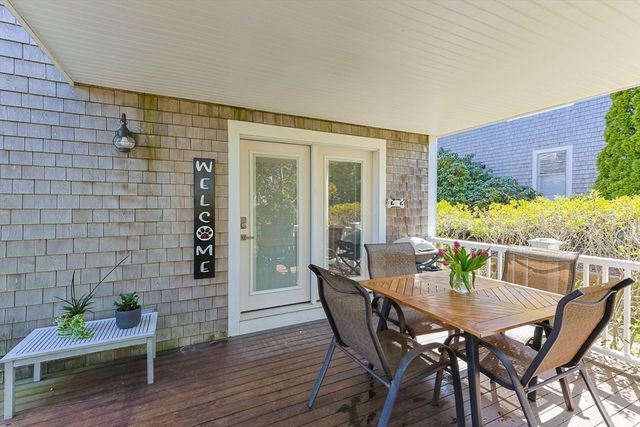 52 Harry Kemp Way 6, Provincetown, MA 02657