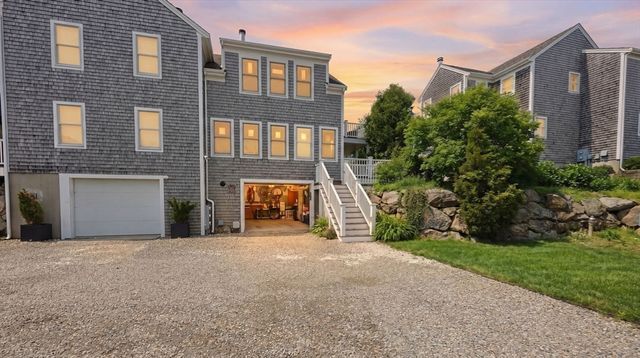 52 Harry Kemp Way 6, Provincetown, MA 02657