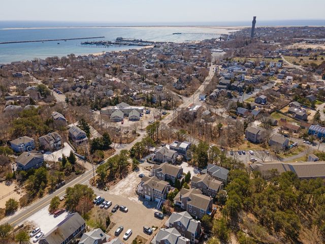 52 Harry Kemp Way 6, Provincetown, MA 02657