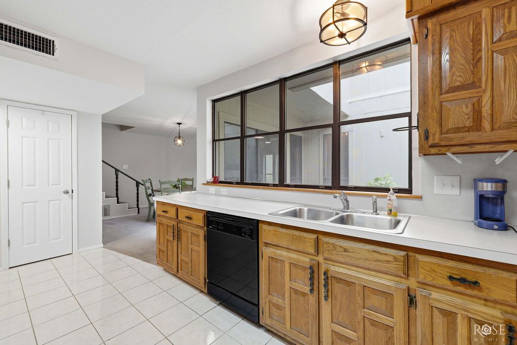 Image 14 of property listing at 3717 High Meadow Drive, San Angelo, TX 76904