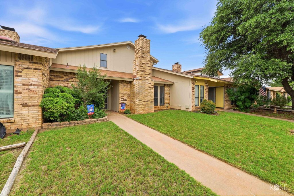 Image 3 of property listing at 3717 High Meadow Drive, San Angelo, TX 76904