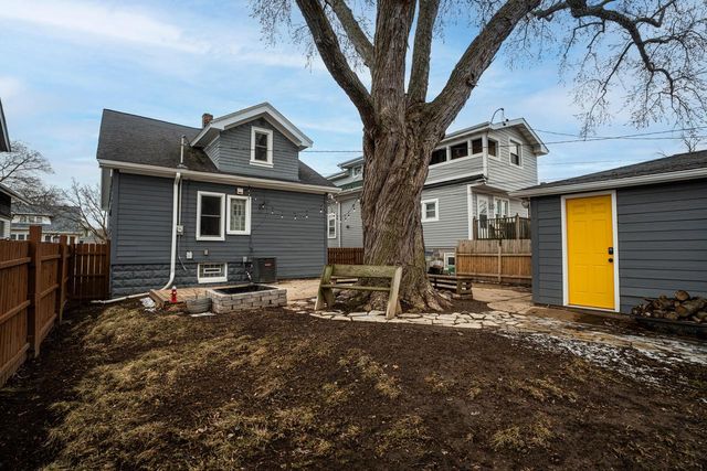 1829 N 55th STREET, Milwaukee, WI 53208