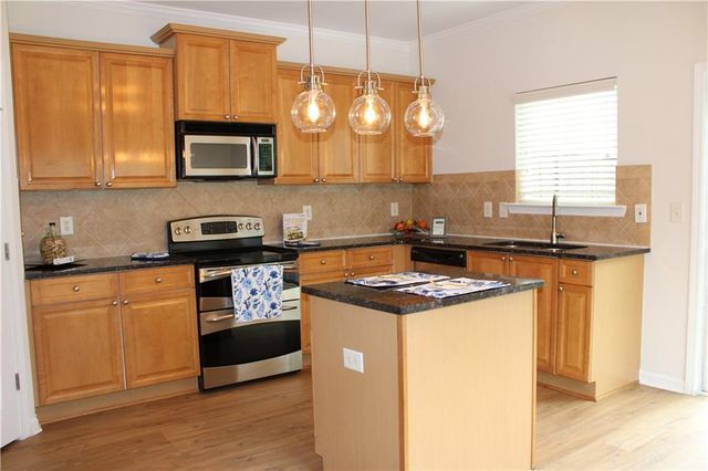 2059 Liberty Court NW, Atlanta, GA 30318