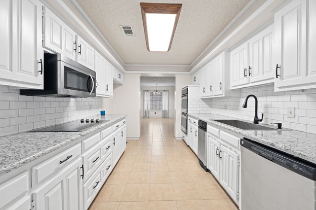 5407 Overridge Drive, Arlington, TX 76017