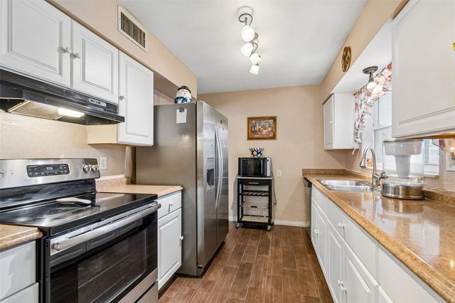 2085 68TH AVENUE S, St Petersburg, FL 33712