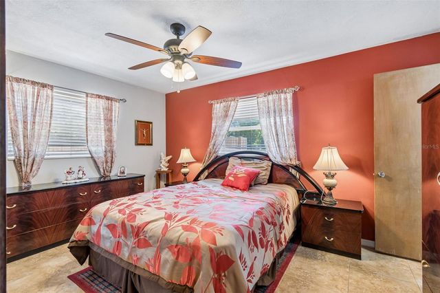2085 68TH AVENUE S, St Petersburg, FL 33712