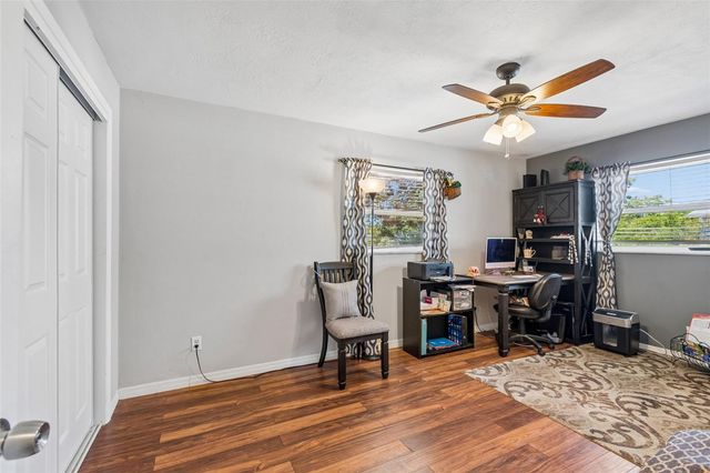 2085 68TH AVENUE S, St Petersburg, FL 33712