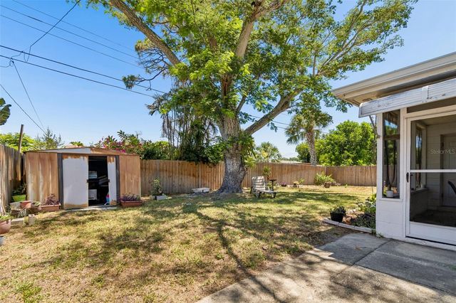 2085 68TH AVENUE S, St Petersburg, FL 33712