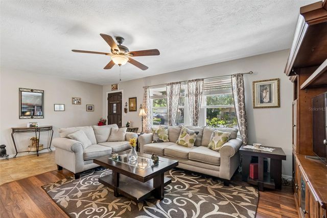 2085 68TH AVENUE S, St Petersburg, FL 33712