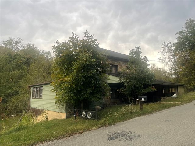 311 Mount Tabor Rd, Coal Center, PA 15423