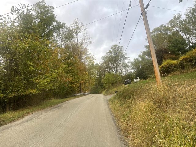 311 Mount Tabor Rd, Coal Center, PA 15423