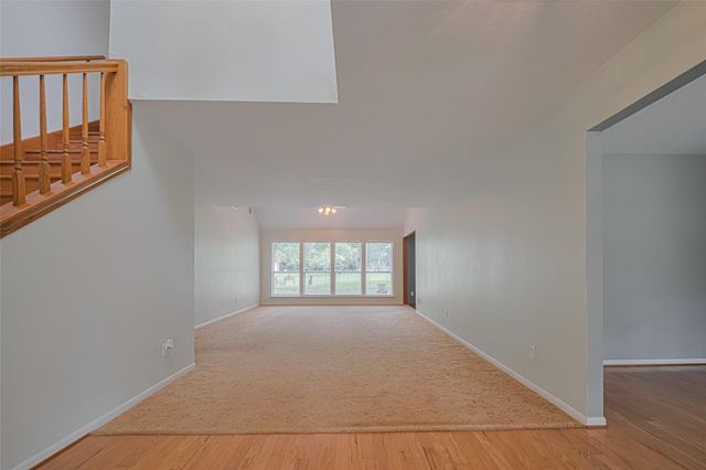 144 Pin Oak Lane, Hempstead, TX 77445