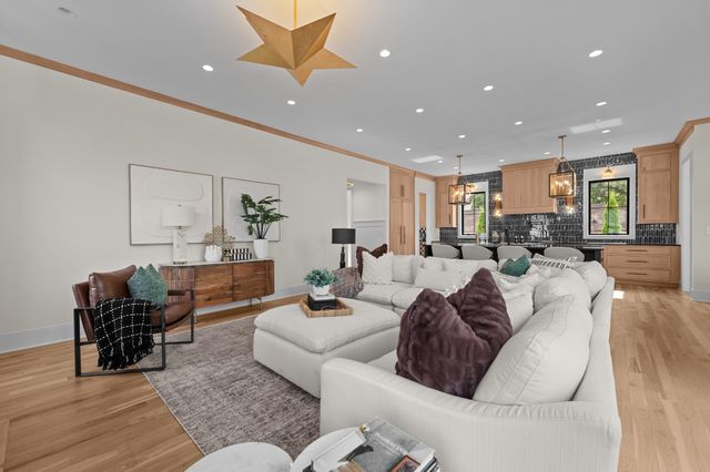 1900 Eastside Ave, Nashville, TN 37206