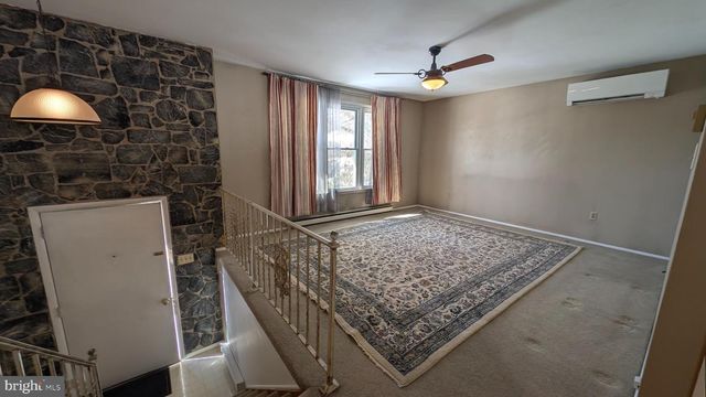 404 HILLSIDE, New Cumberland, PA 17070