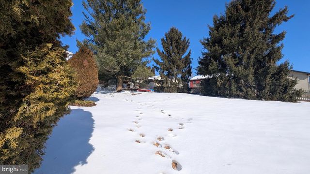 404 HILLSIDE, New Cumberland, PA 17070