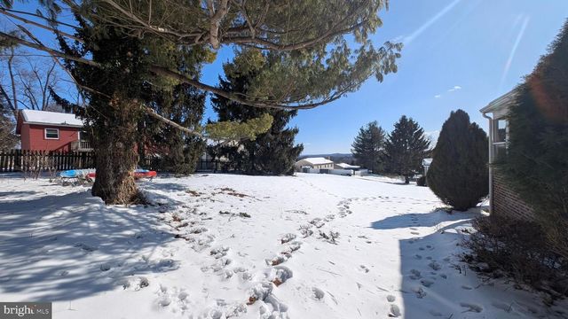 404 HILLSIDE, New Cumberland, PA 17070