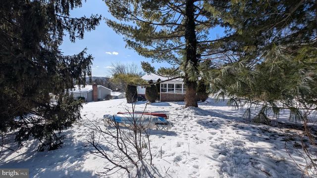 404 HILLSIDE, New Cumberland, PA 17070