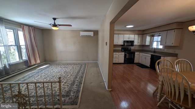 404 HILLSIDE, New Cumberland, PA 17070