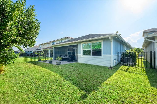 1393 Wandering Willow Way, Loxahatchee, FL 33470