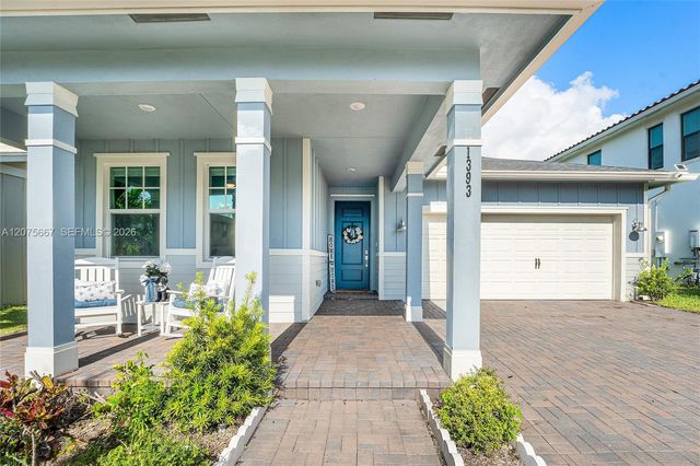 1393 Wandering Willow Way, Loxahatchee, FL 33470