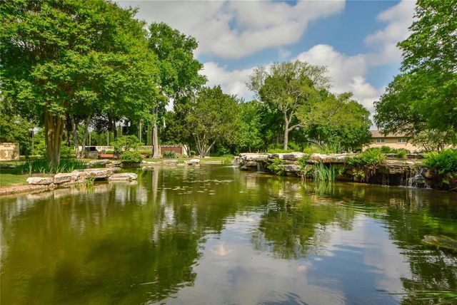 132 Belfalls DR, Georgetown, TX 78633